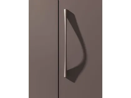 Hinged wardrobe, central doors with folding opening. Interior in cotton, doors and handles in clay.