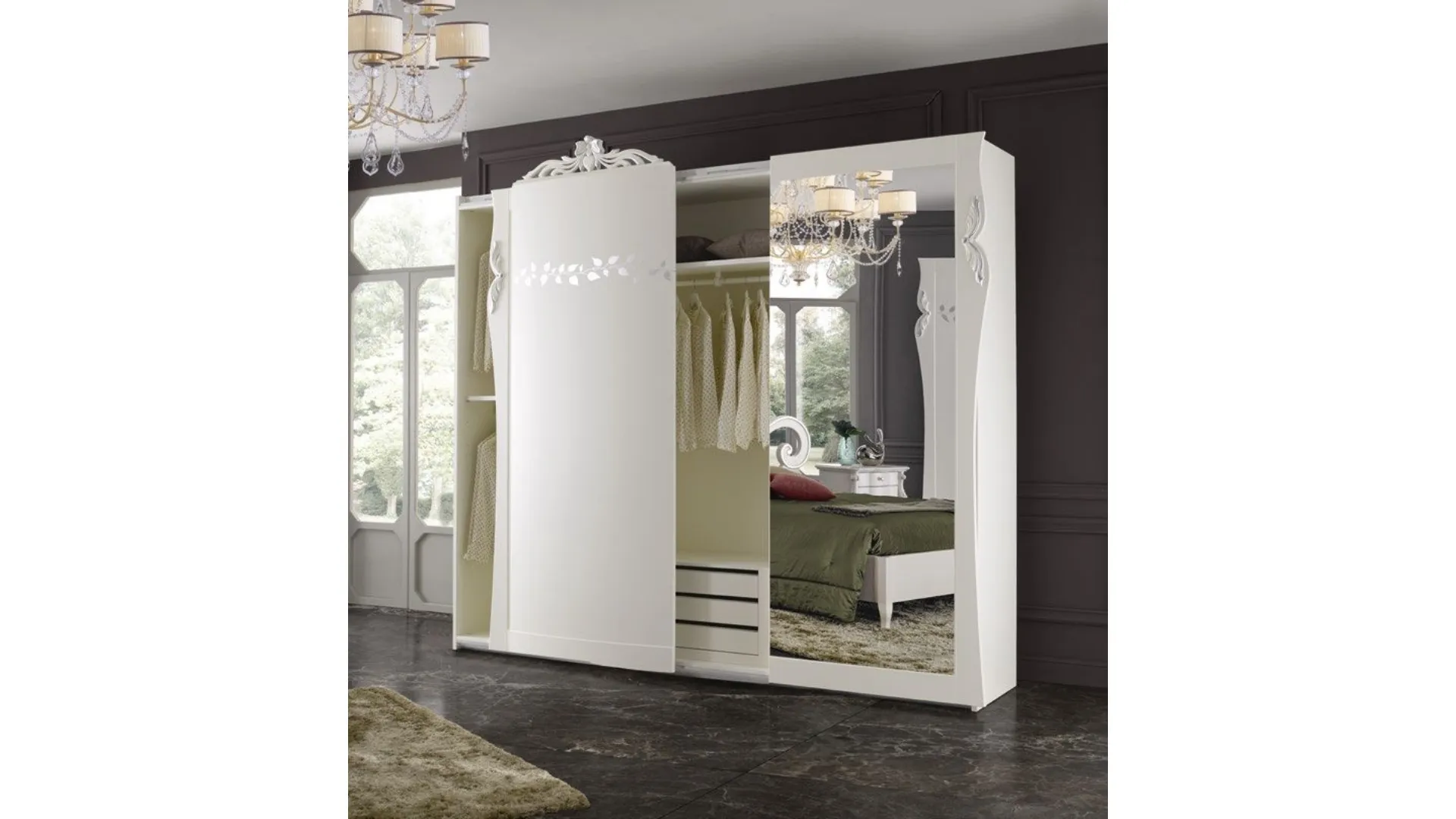 Complete double room in classic style with storage bed and mirror