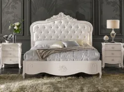 Double bedroom complete in classic style, with LED light mirror.