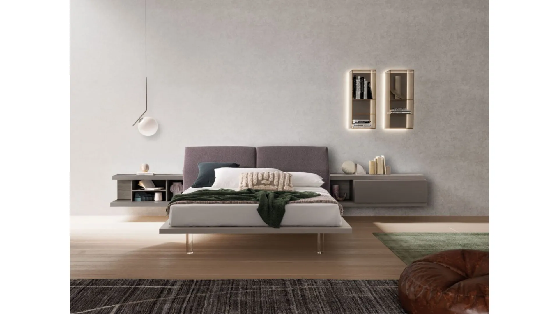 Queen-size bed model Ofelia with a reclining upholstered headboard in fabric.