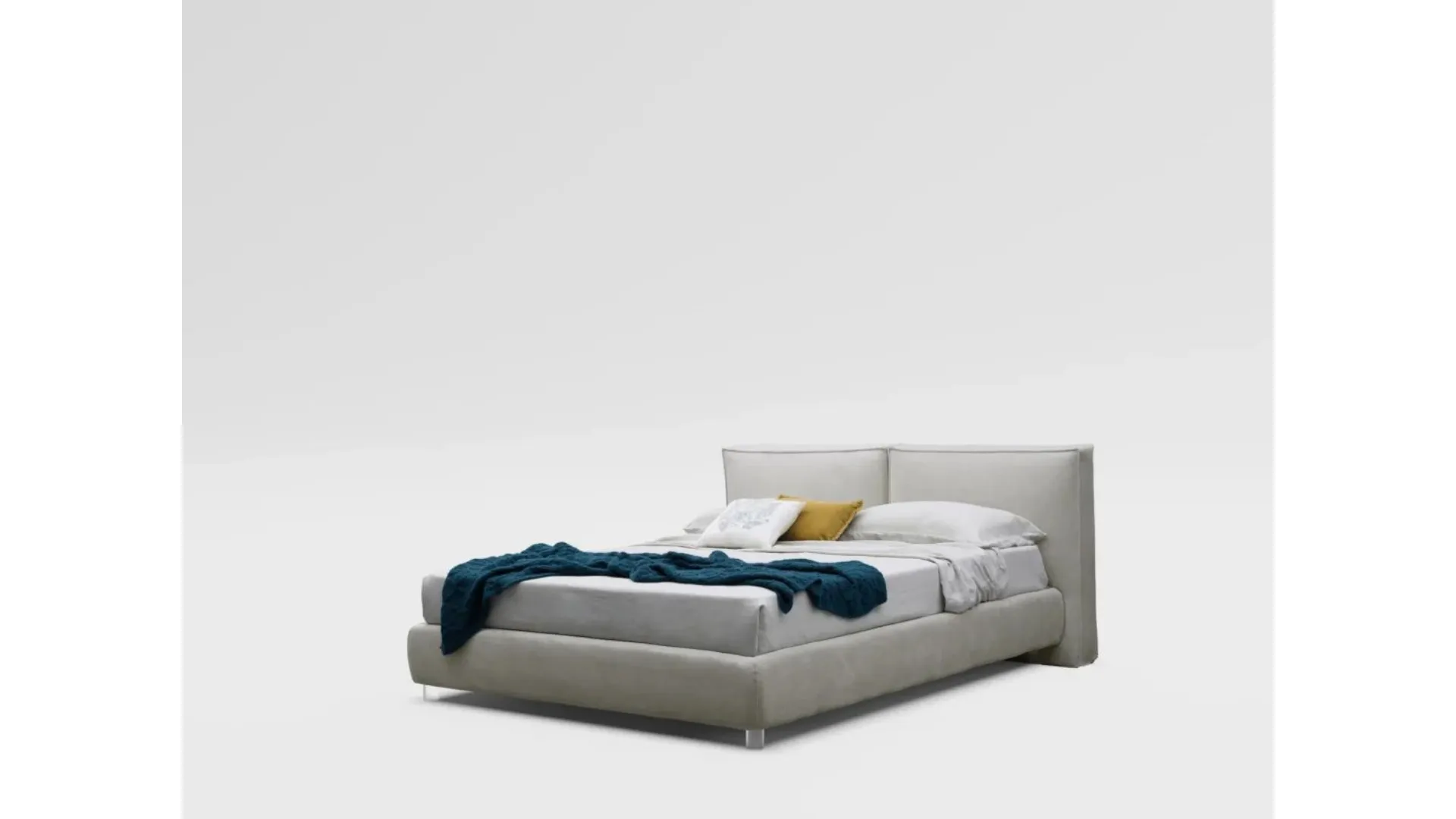 Double bed model Sally with two cushioned headboard in fabric 160x200.