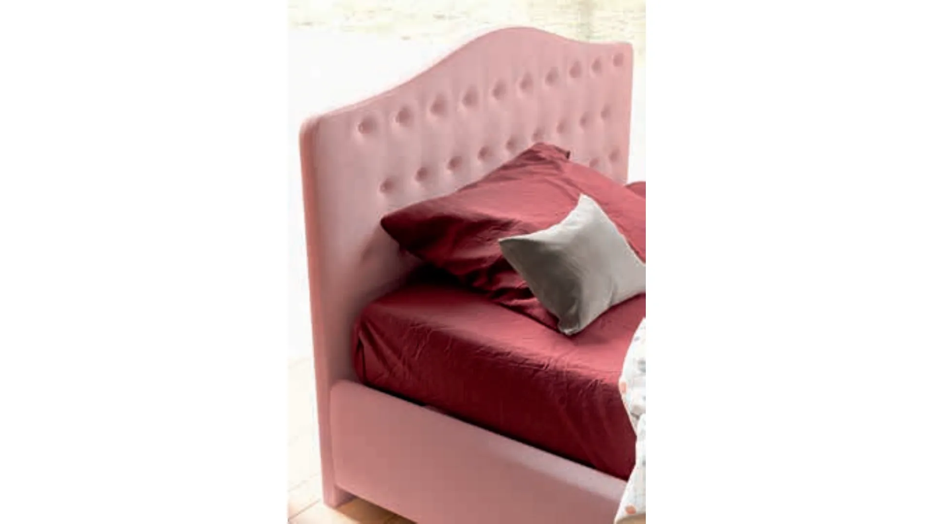 Padded bed with a storage box, made of high-quality materials, 120x195, square and a half.