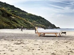 Bed Noctis Tolò double bed designed by architect Vittorio Prato, with fabric headboard.