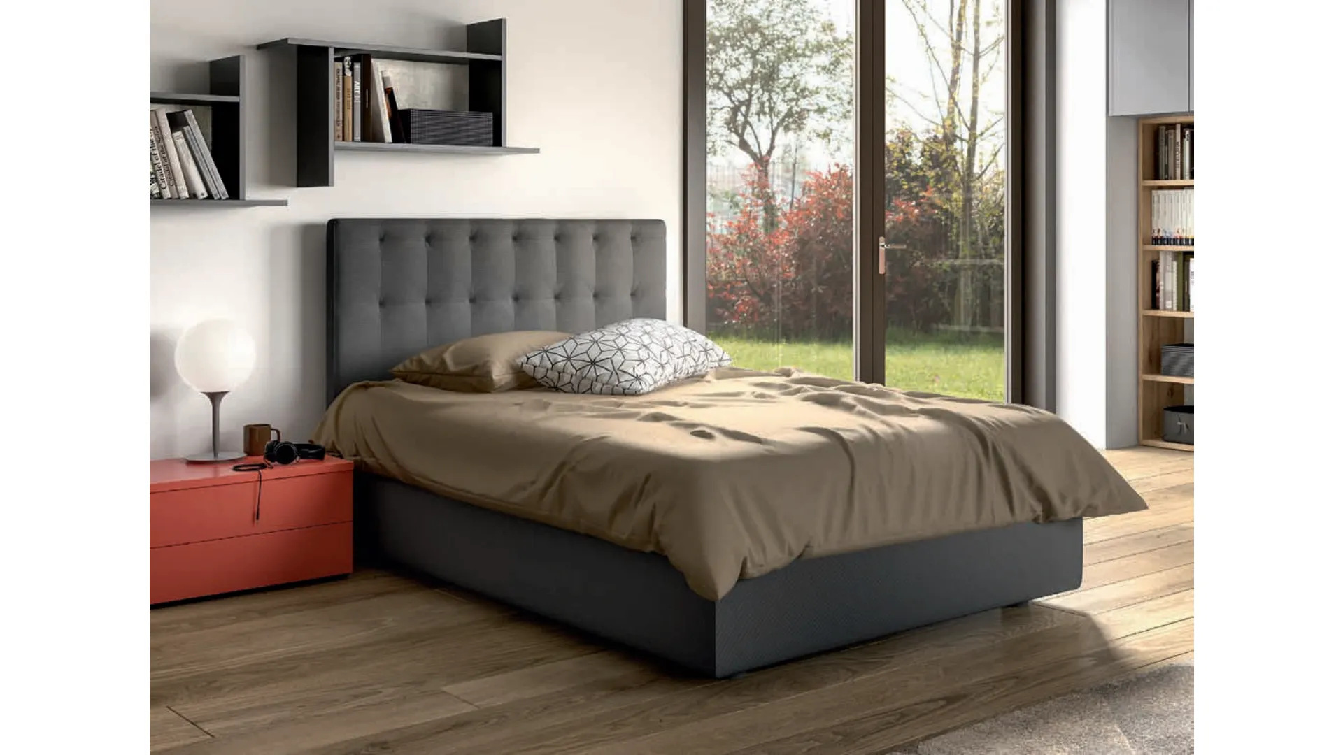 Queen size bed with storage box, 120x195, upholstered.