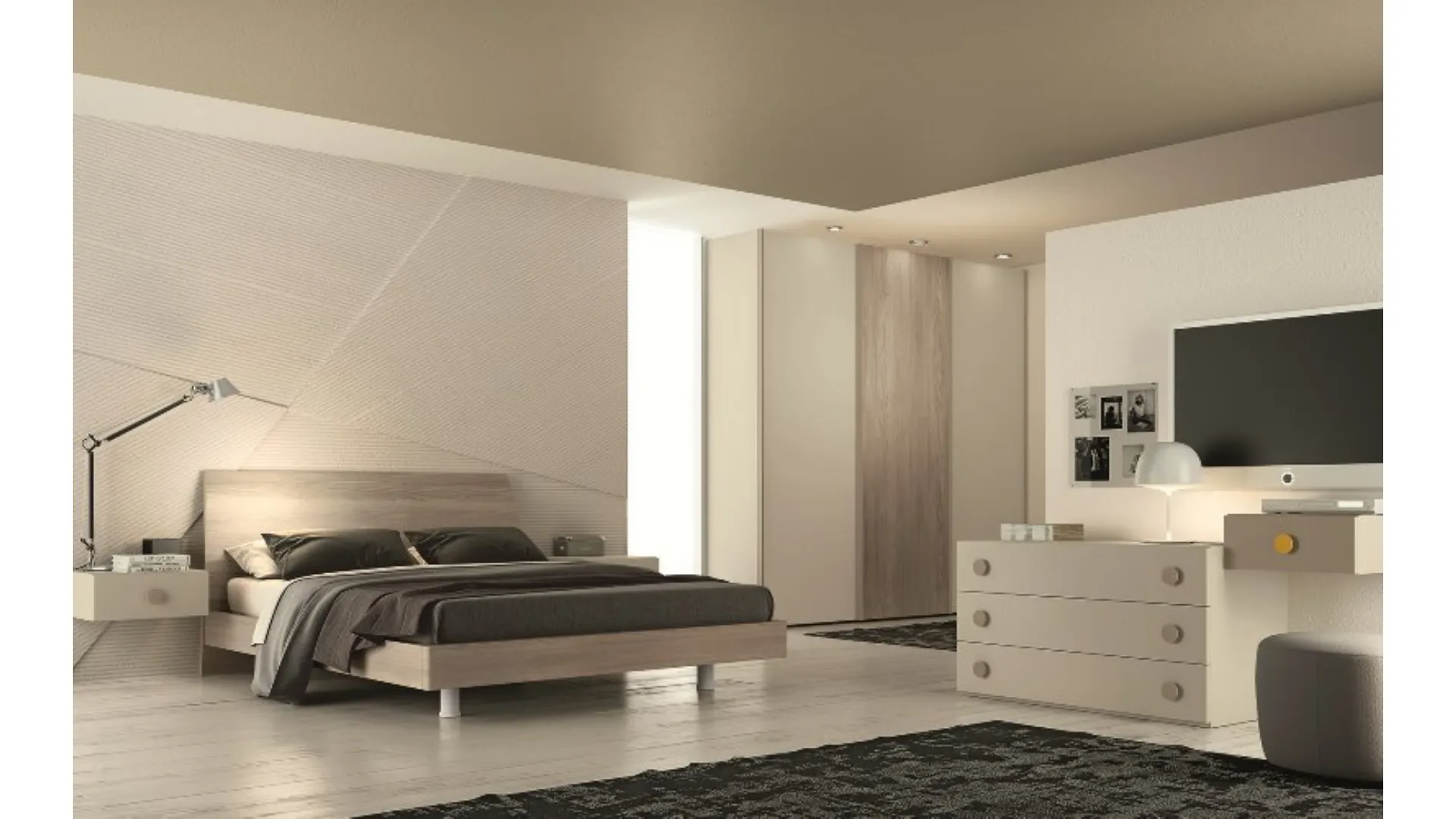 Bedroom with chest of drawers and sliding wardrobe