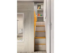 Modern bedroom with bunk bed, a space-saving and efficient room.