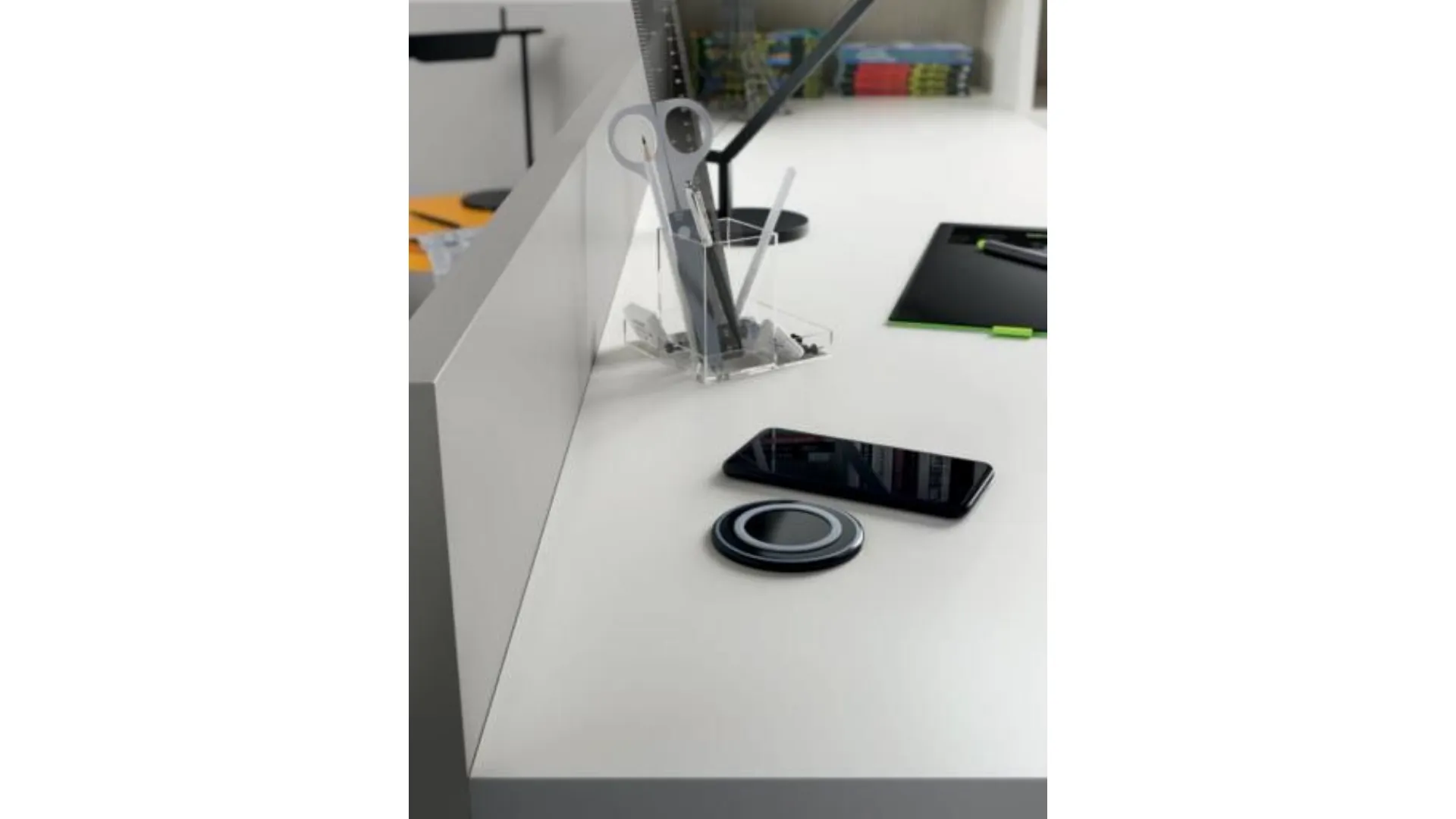 Modern complete bedroom with desk, customizable in finishes