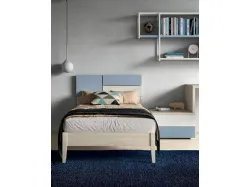 Modern, functional and stylish children's bedroom, with a study corner.