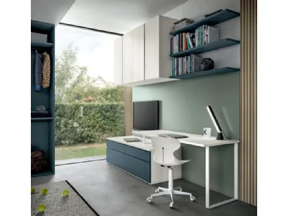 Refined and modern bedroom, complete with wardrobe and study area.