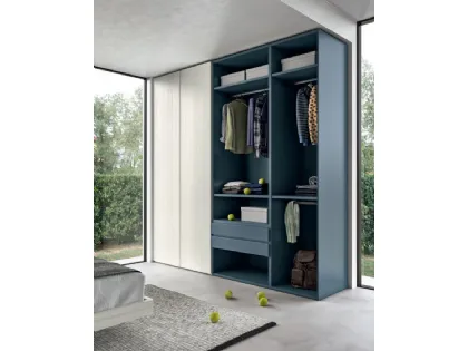 Refined and modern bedroom, complete with wardrobe and study area.