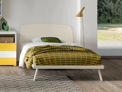 Queen size bed with curved headboard and slanted legs made with high-quality materials 200x90.