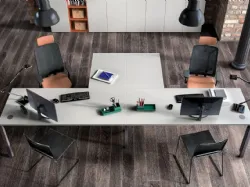 OFFICE U09 - OPERATIONAL