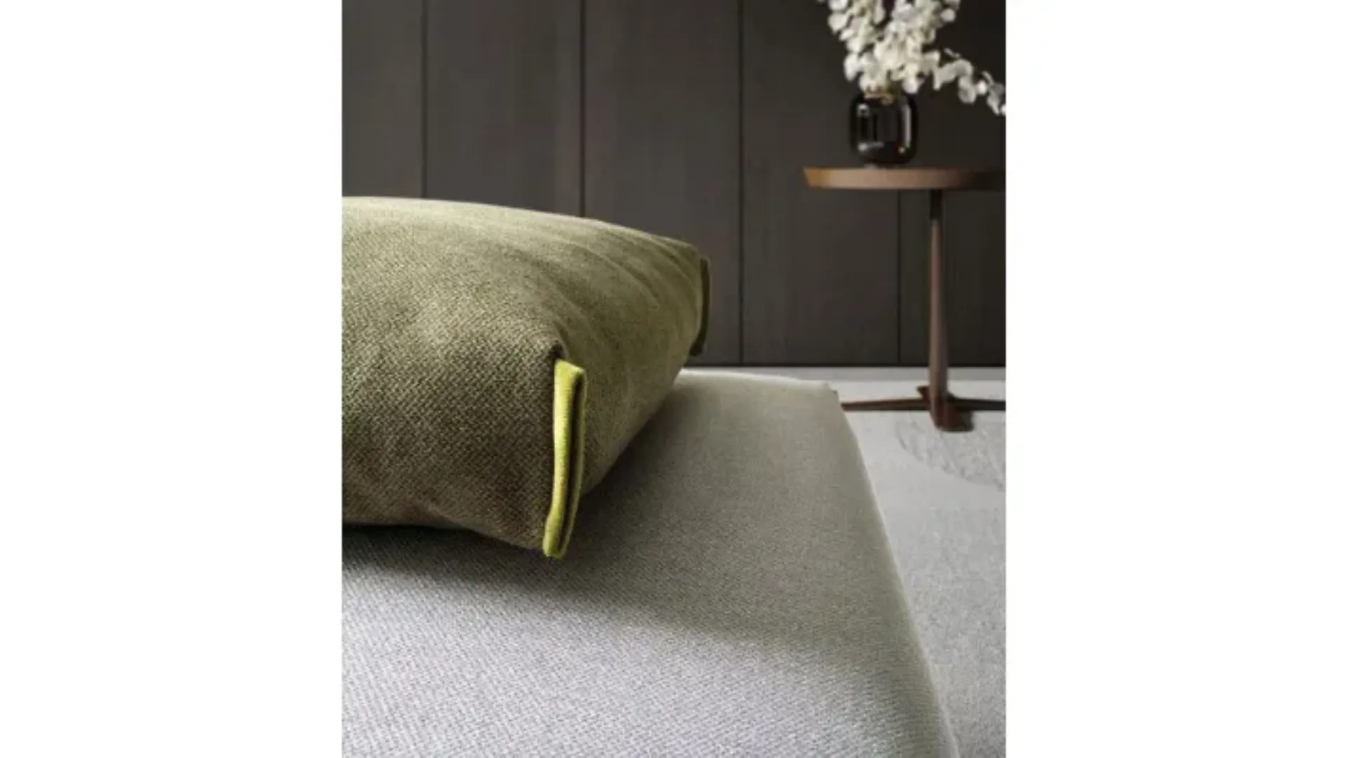 Bacio Sofa
