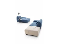 Sofa in modular fabric in different finishes, excellent quality materials.
