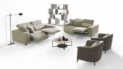 Three-seater Sebastian sofa with motorized relaxation movement.