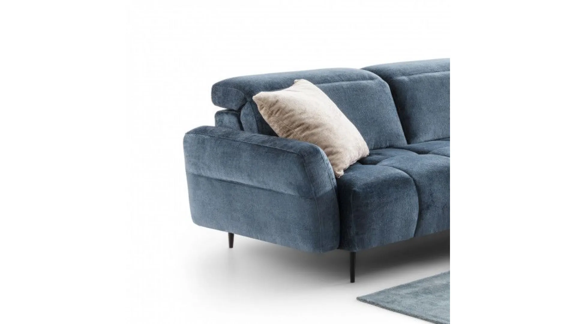 Modern style sofa, completely removable, of excellent quality 282x168.