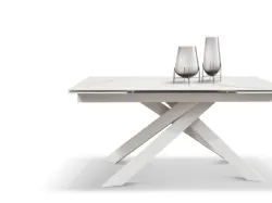 Extendable table with luxury flat finish top and metal base 160x90
