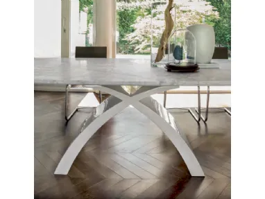 Table Tonin home floor in modern marble