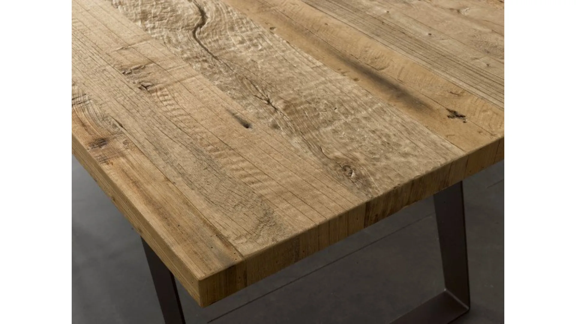 Solid oak wood table top