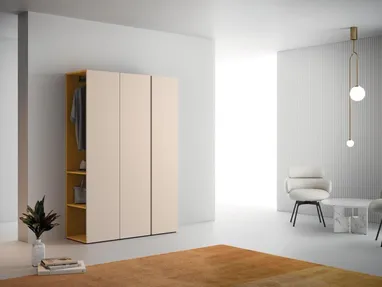 Entry composition LG018