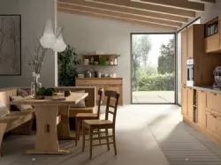 WOOD kitchen with framed oak door