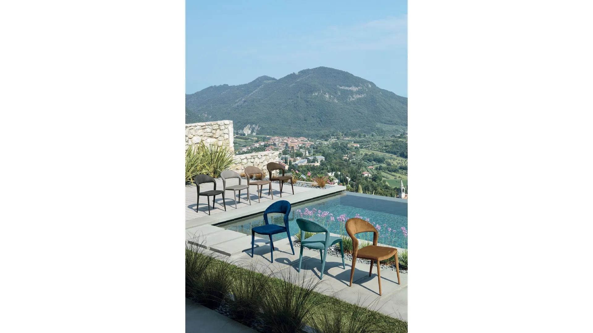 Modern chair with metal structure