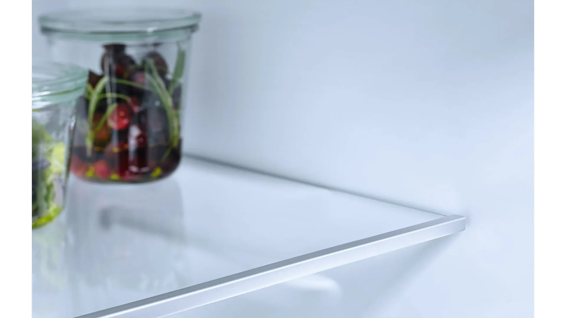 Miele KDN7713E fridge-freezer class E