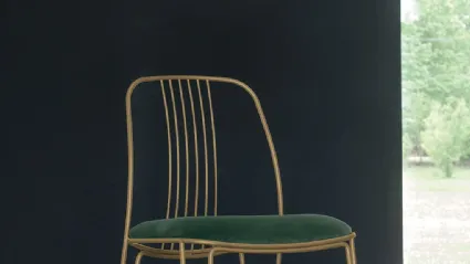 Modern chair in painted metal