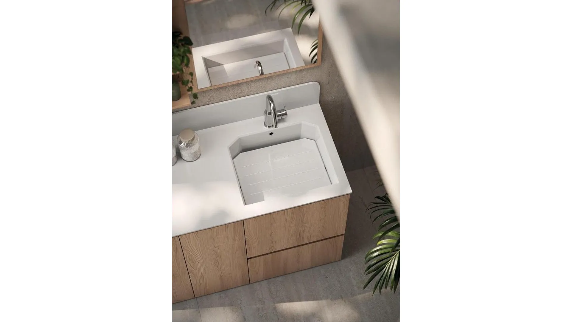 LG001 Laundry Cabinet