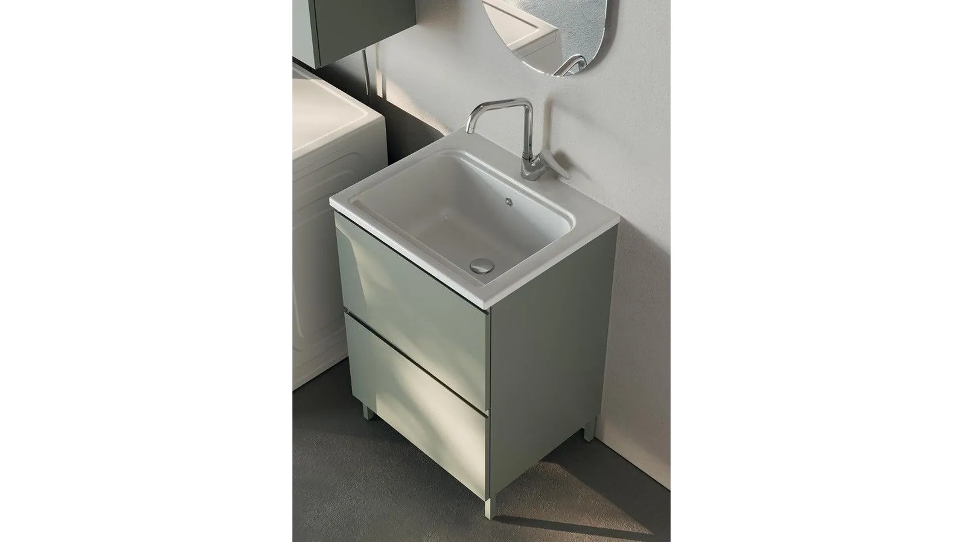 LG002 Laundry Cabinet