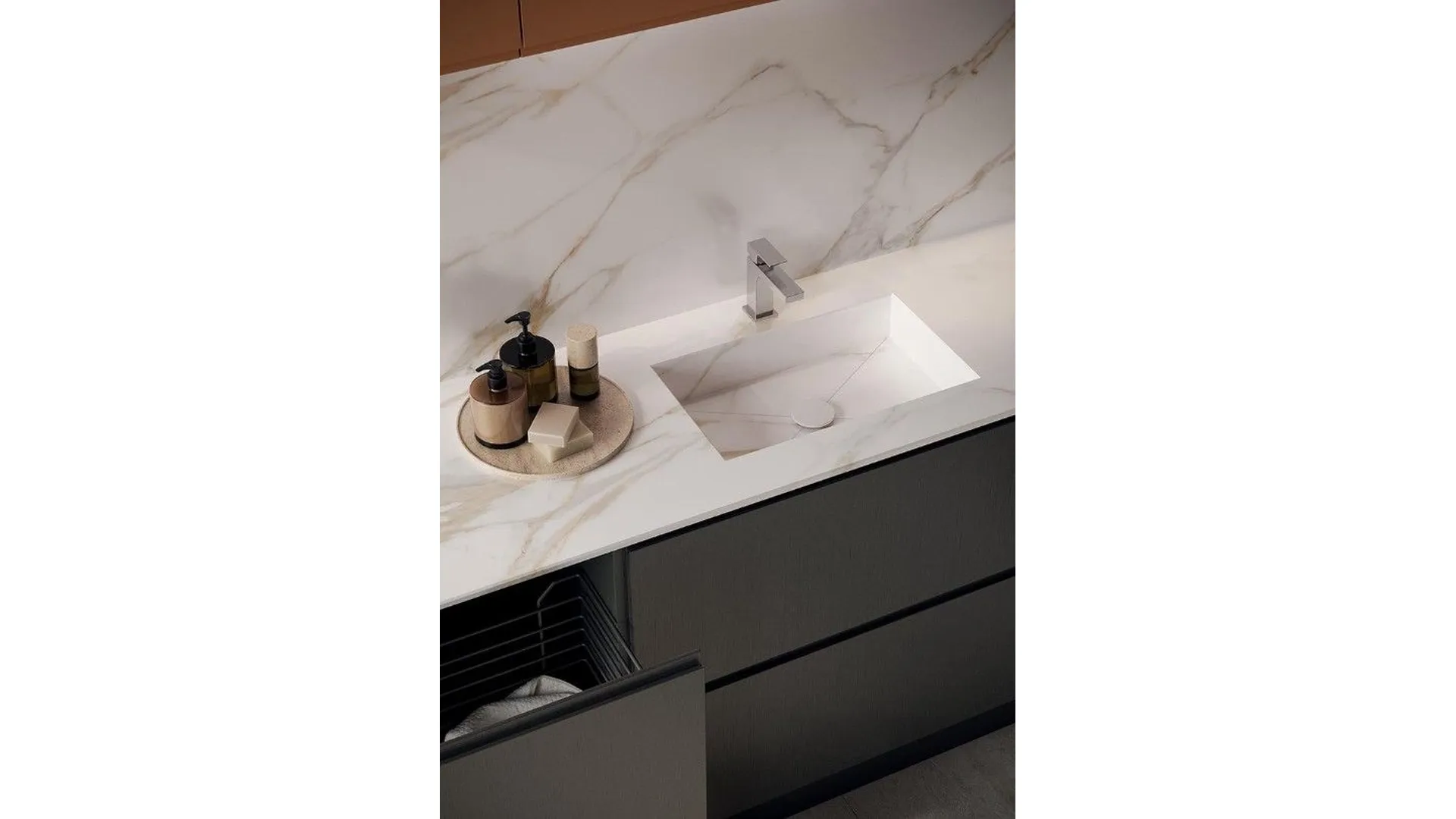 LG007 Laundry Cabinet