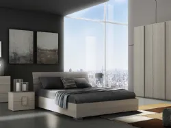 Double bedroom with full amenities, 6-door wardrobe, and Bologna model bed.