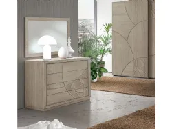 Nicole room