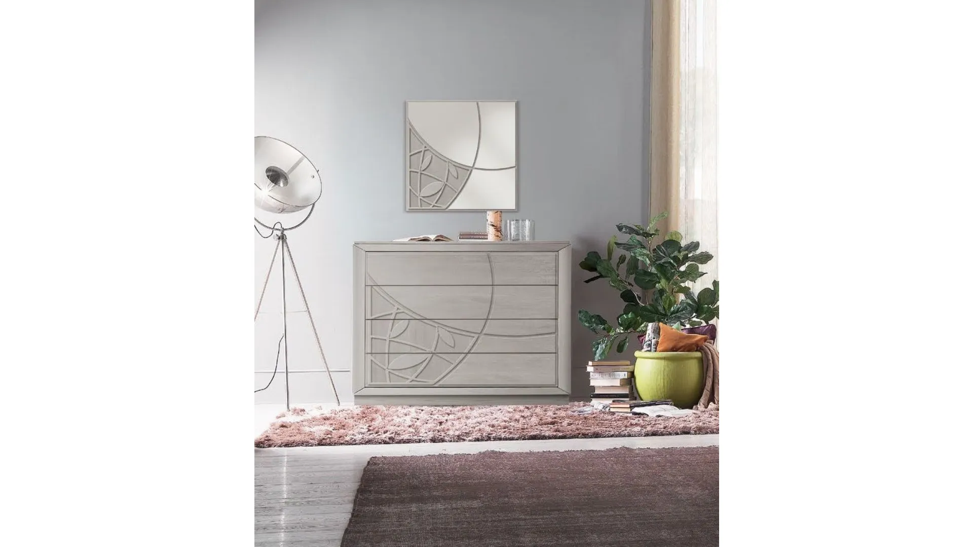 Nicole room