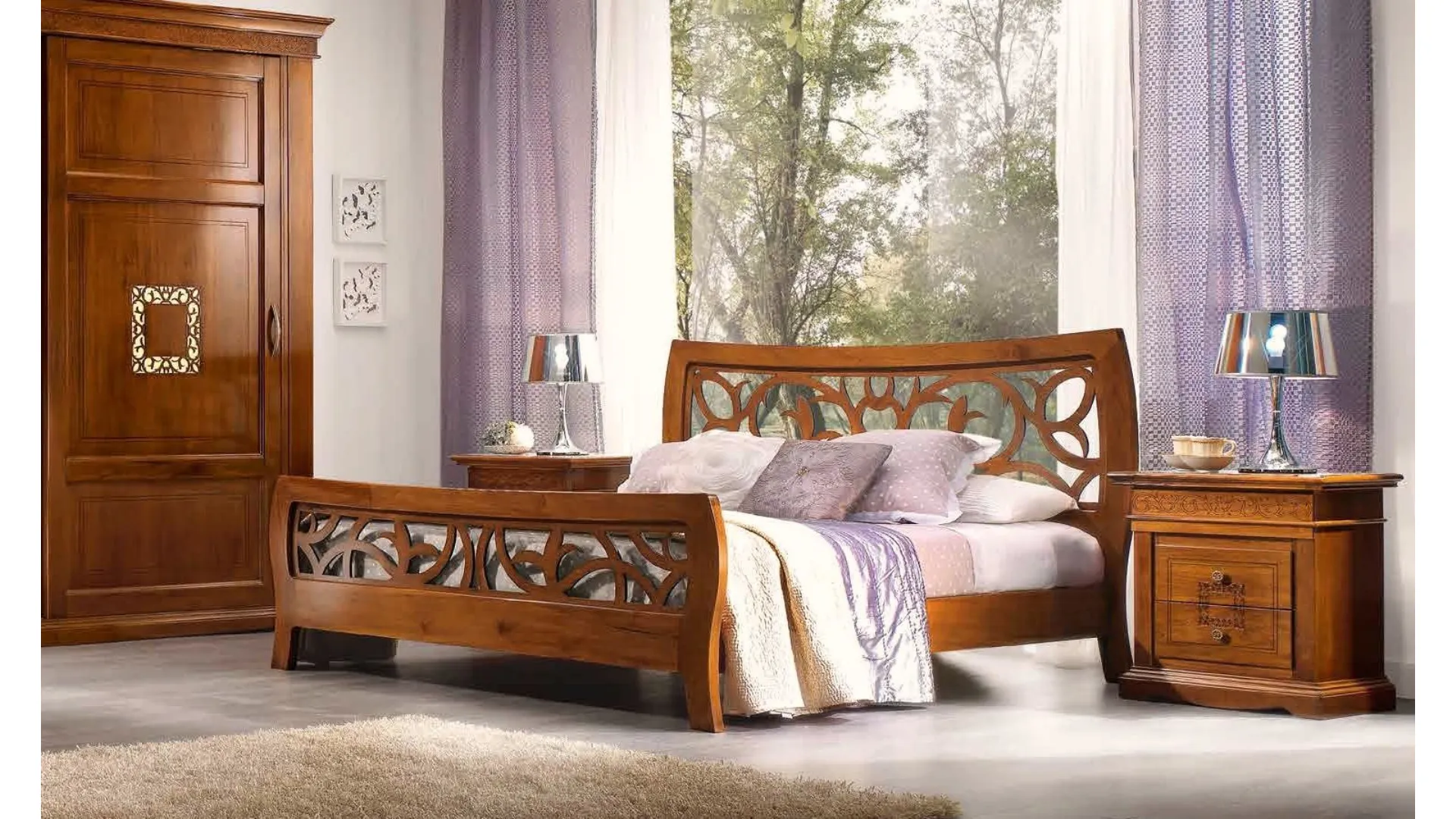 Paola room
