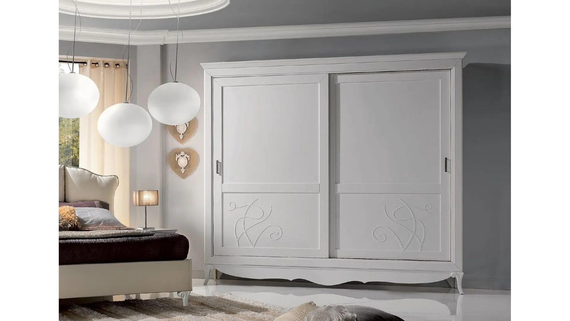 Silvia wardrobe
