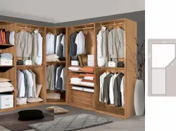 Walk-in closet 