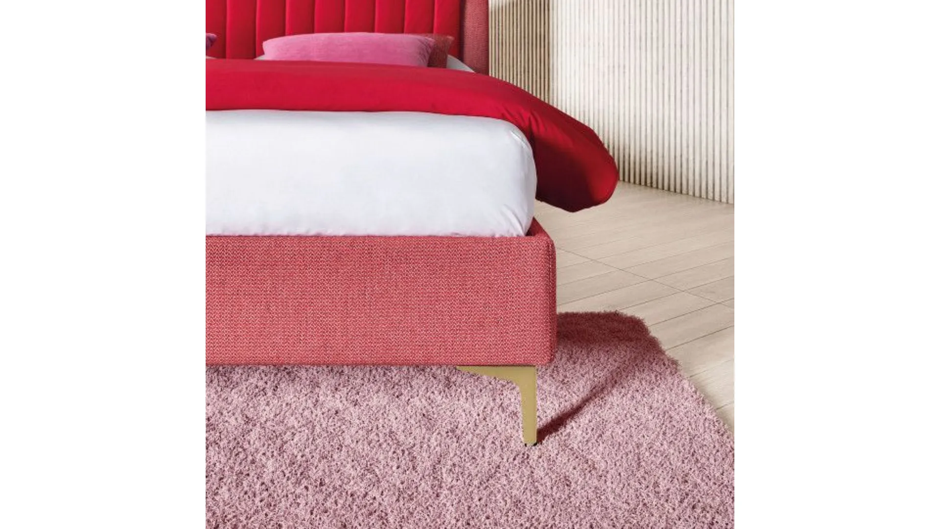 Phlox: bed with a soft fabric band with dynamic vertical stitching