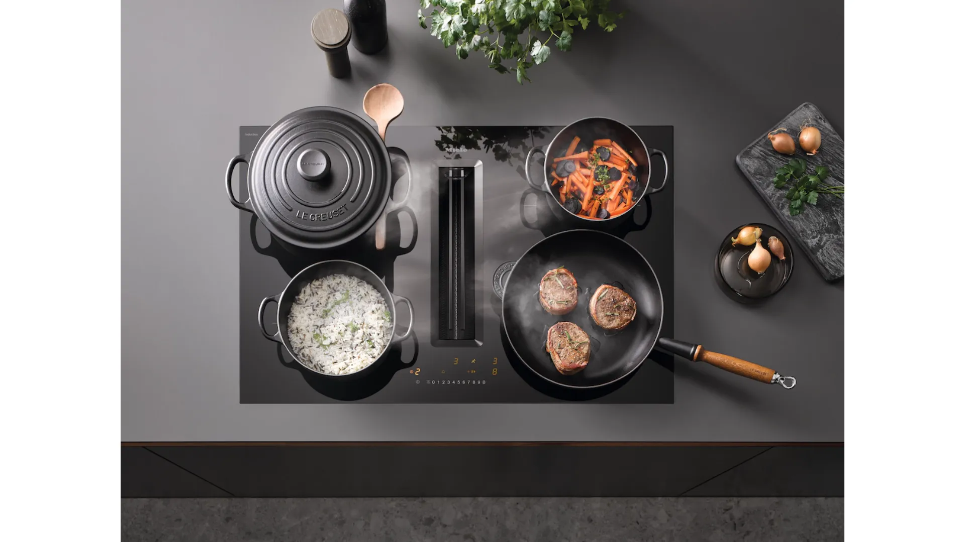Miele hob with integrated hood and Silence motor.
