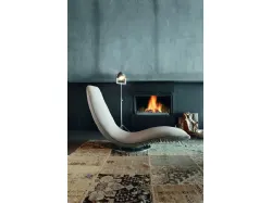 Leather chaise longue by Tonin Casa.