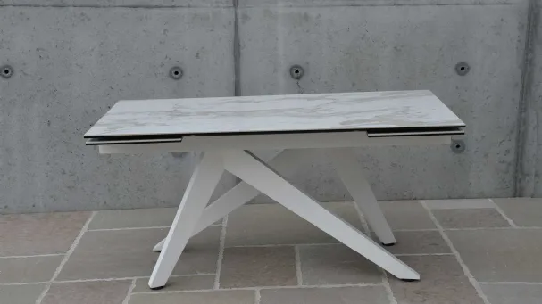 Extendable white glass ceramic table